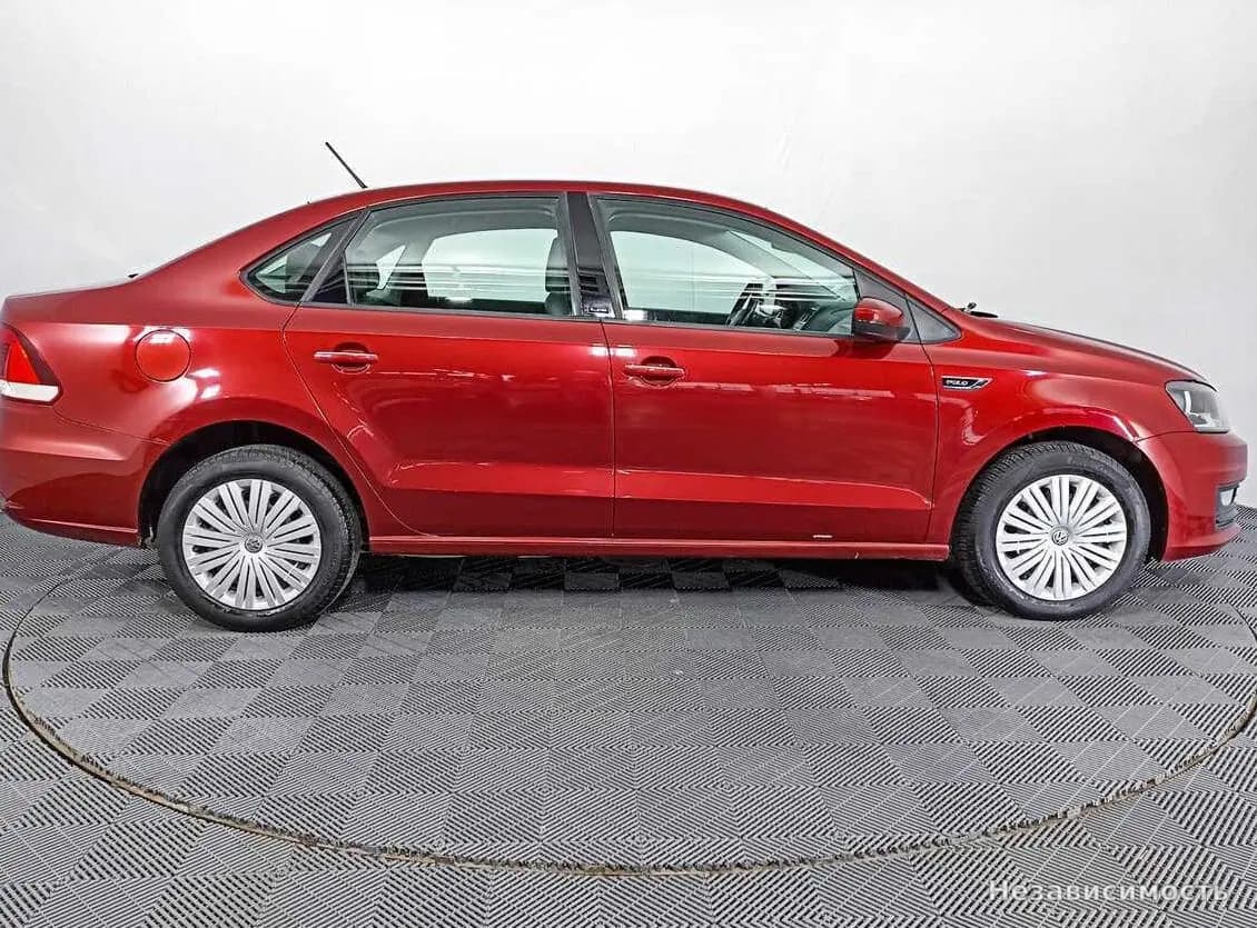 Volkswagen Polo 2016 с пробегом — фото 4