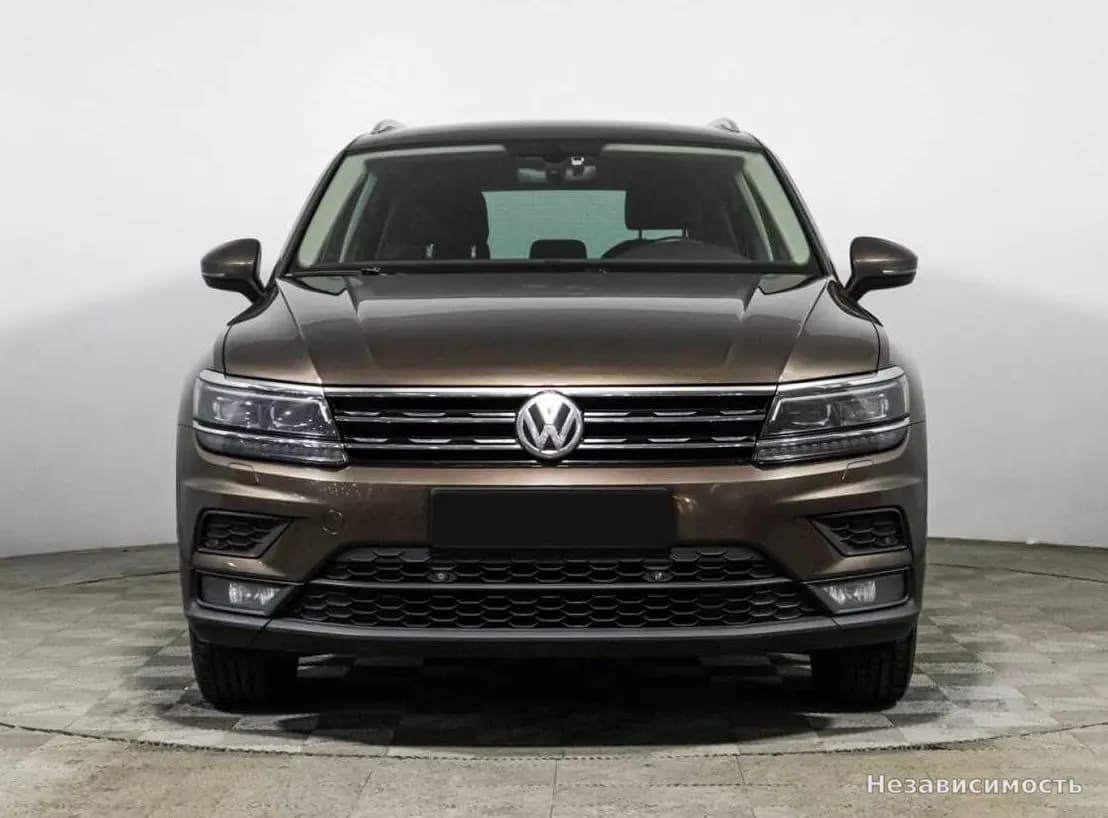 Volkswagen Tiguan 2018 с пробегом — фото 2
