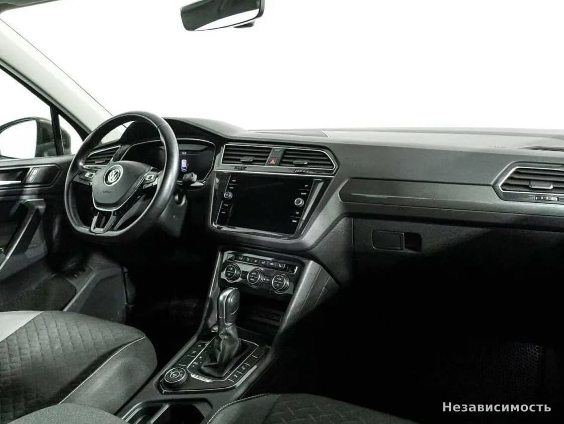 Volkswagen Tiguan 2018 с пробегом — фото 9