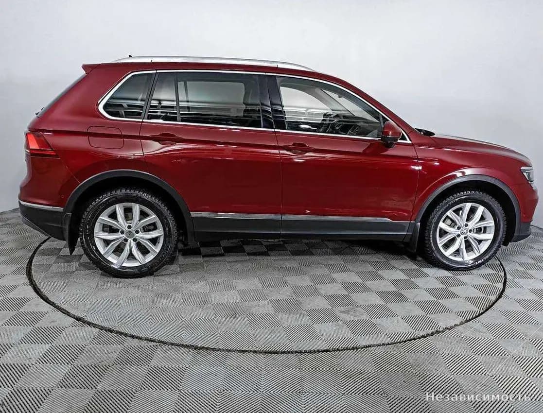 Volkswagen Tiguan 2017 с пробегом — фото 4