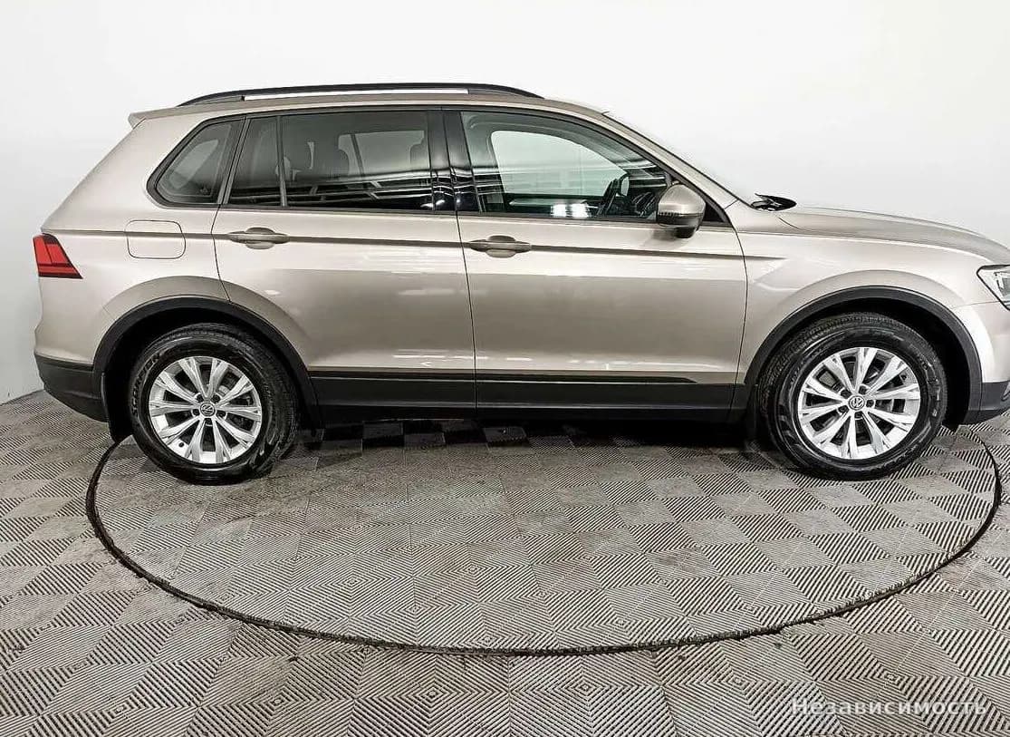 Volkswagen Tiguan 2020 с пробегом — фото 4