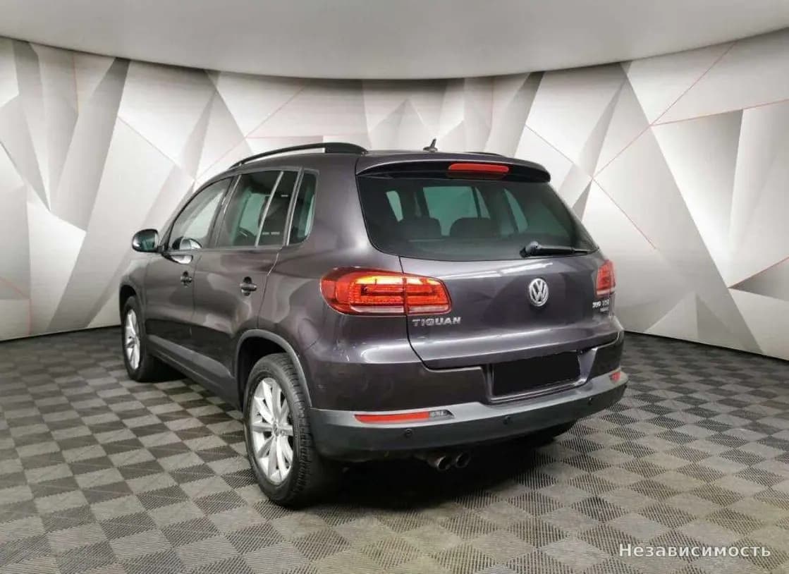 Volkswagen Tiguan 2015 с пробегом — фото 4