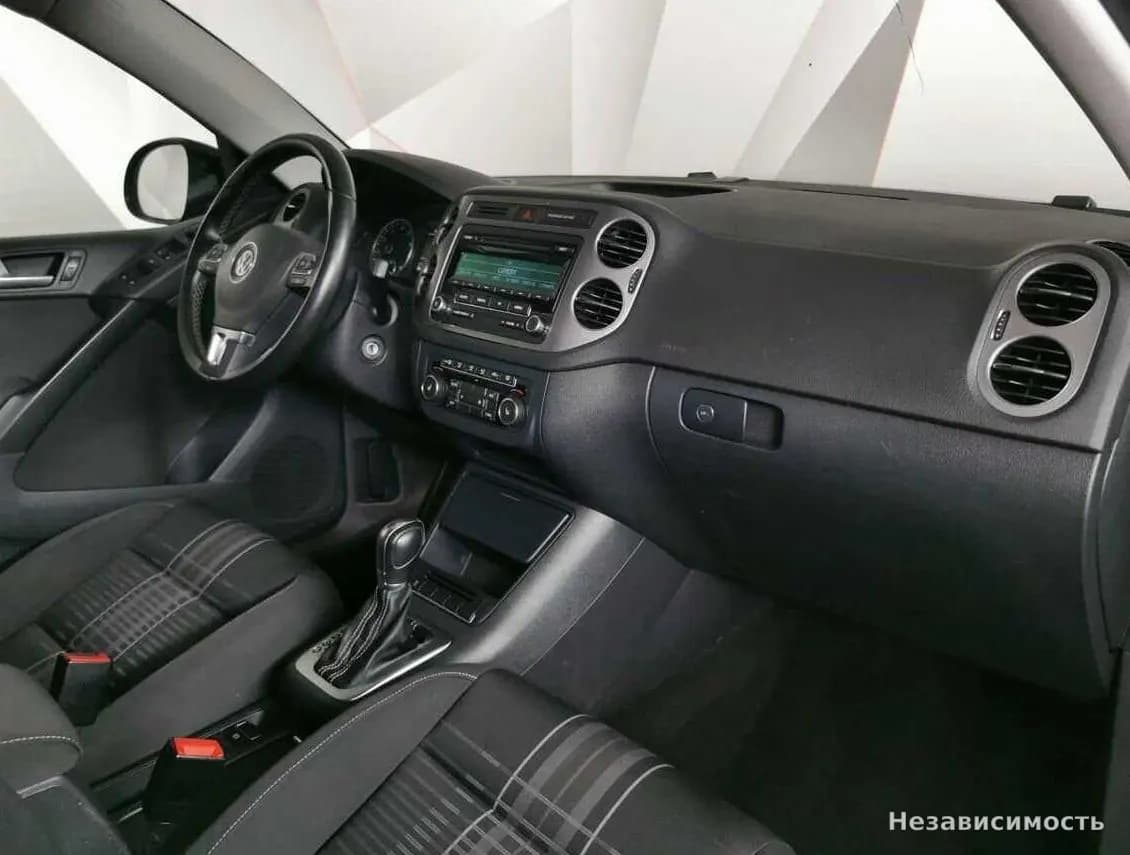 Volkswagen Tiguan 2015 с пробегом — фото 9