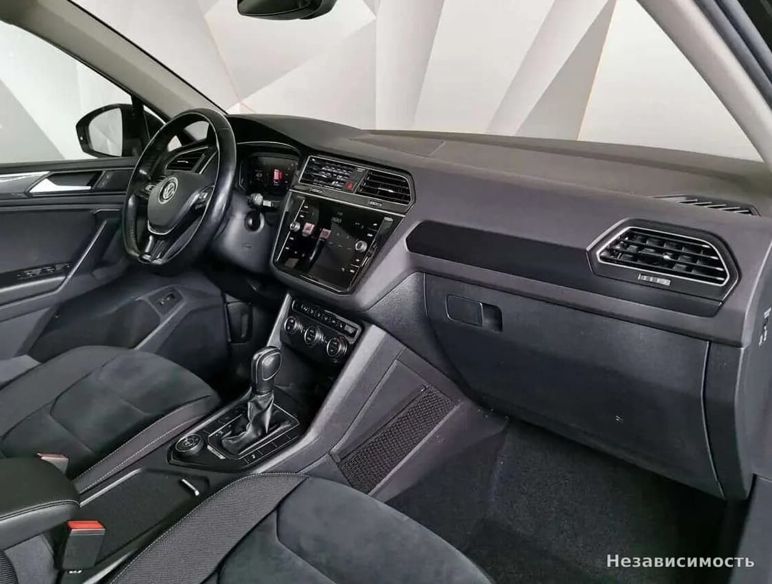 Volkswagen Tiguan 2019 с пробегом — фото 9