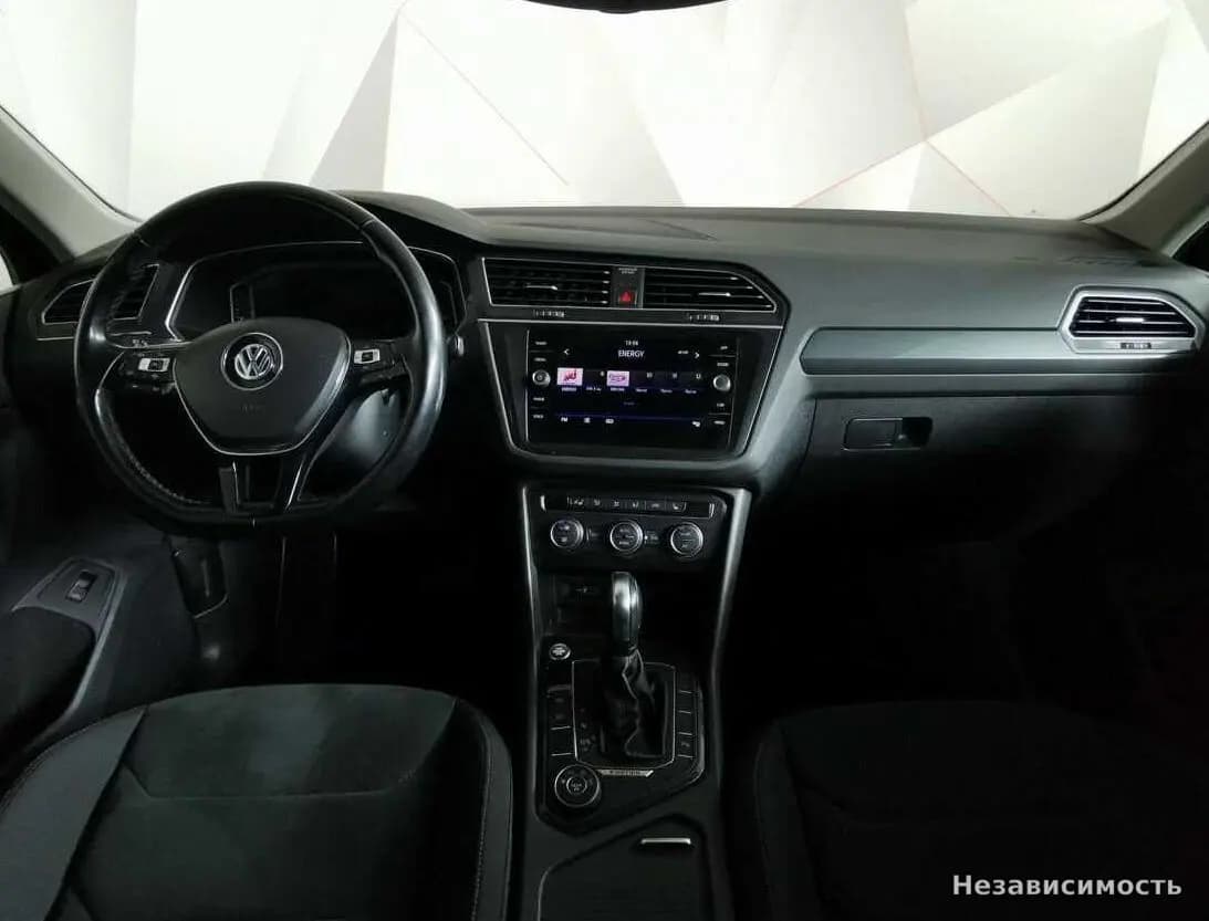 Volkswagen Tiguan 2019 с пробегом — фото 10