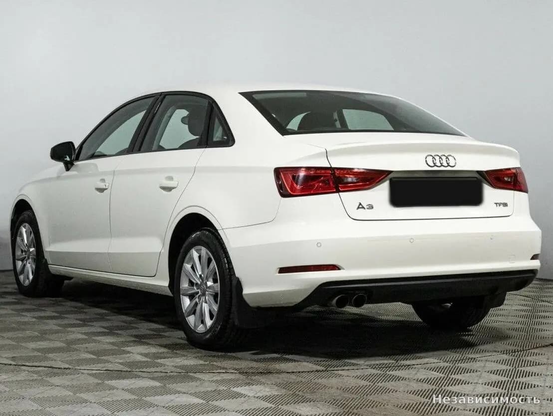 Audi A3 2015 с пробегом — фото 7