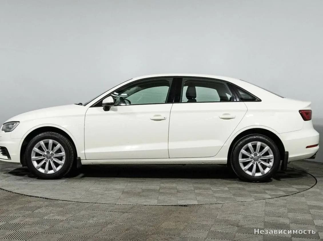 Audi A3 2015 с пробегом — фото 8
