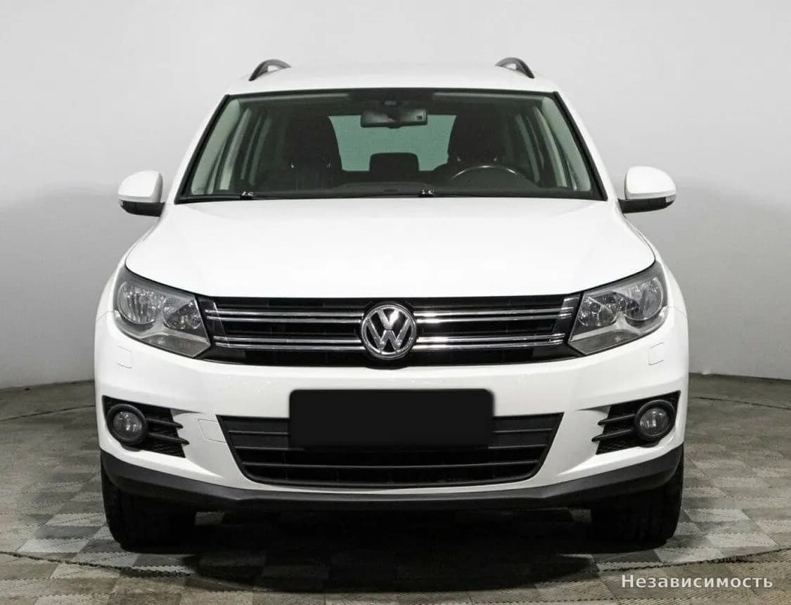 Volkswagen Tiguan 2015 с пробегом — фото 2