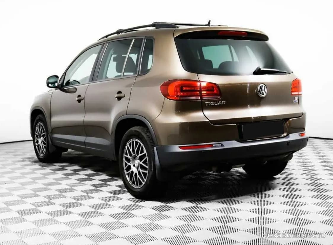 Volkswagen Tiguan 2015 с пробегом — фото 7