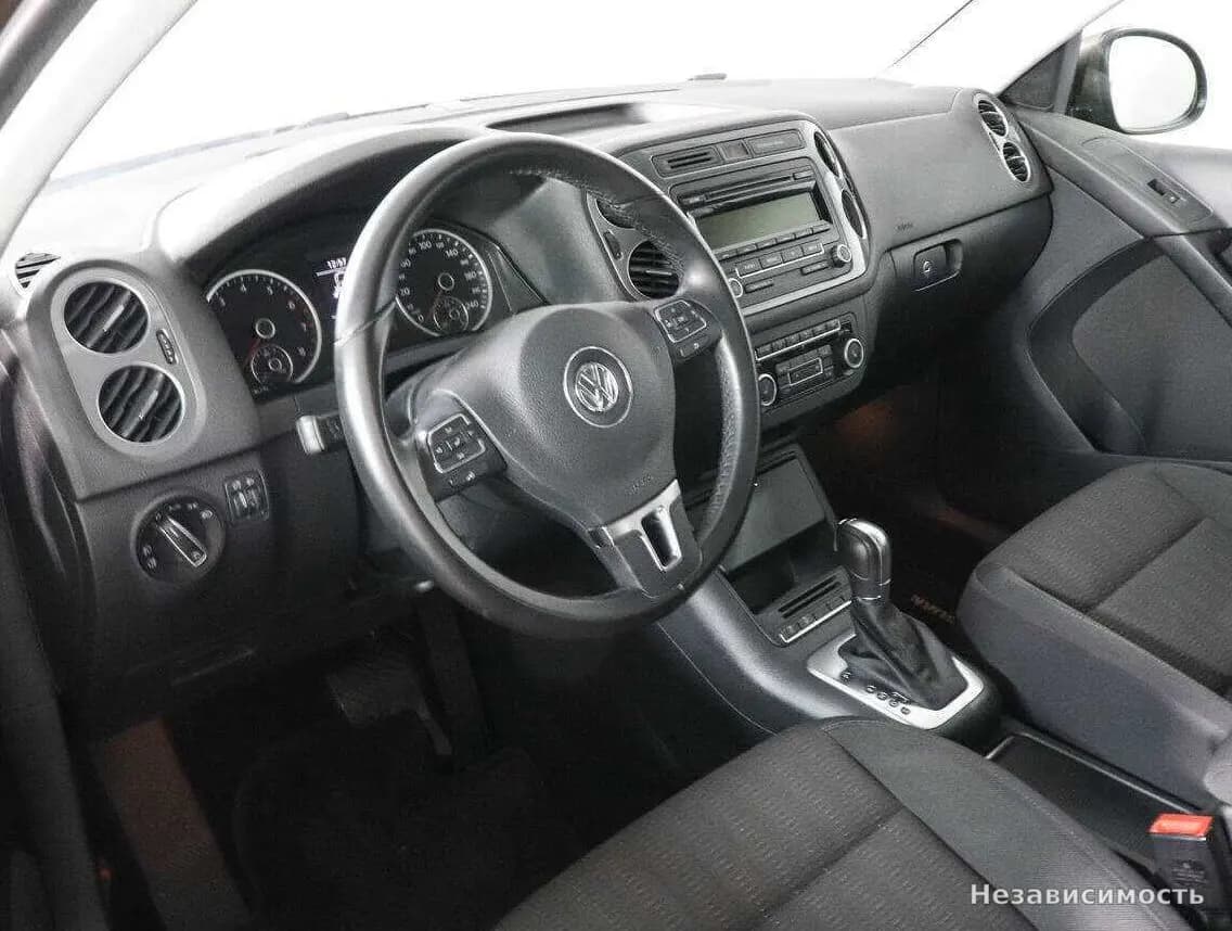 Volkswagen Tiguan 2015 с пробегом — фото 9