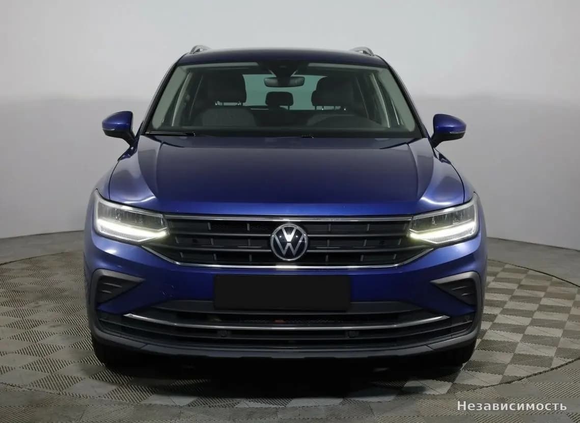 Volkswagen Tiguan 2021 с пробегом — фото 2