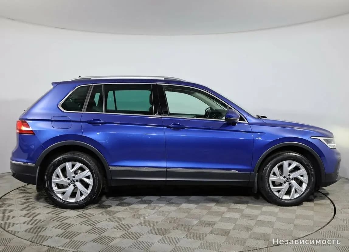 Volkswagen Tiguan 2021 с пробегом — фото 4