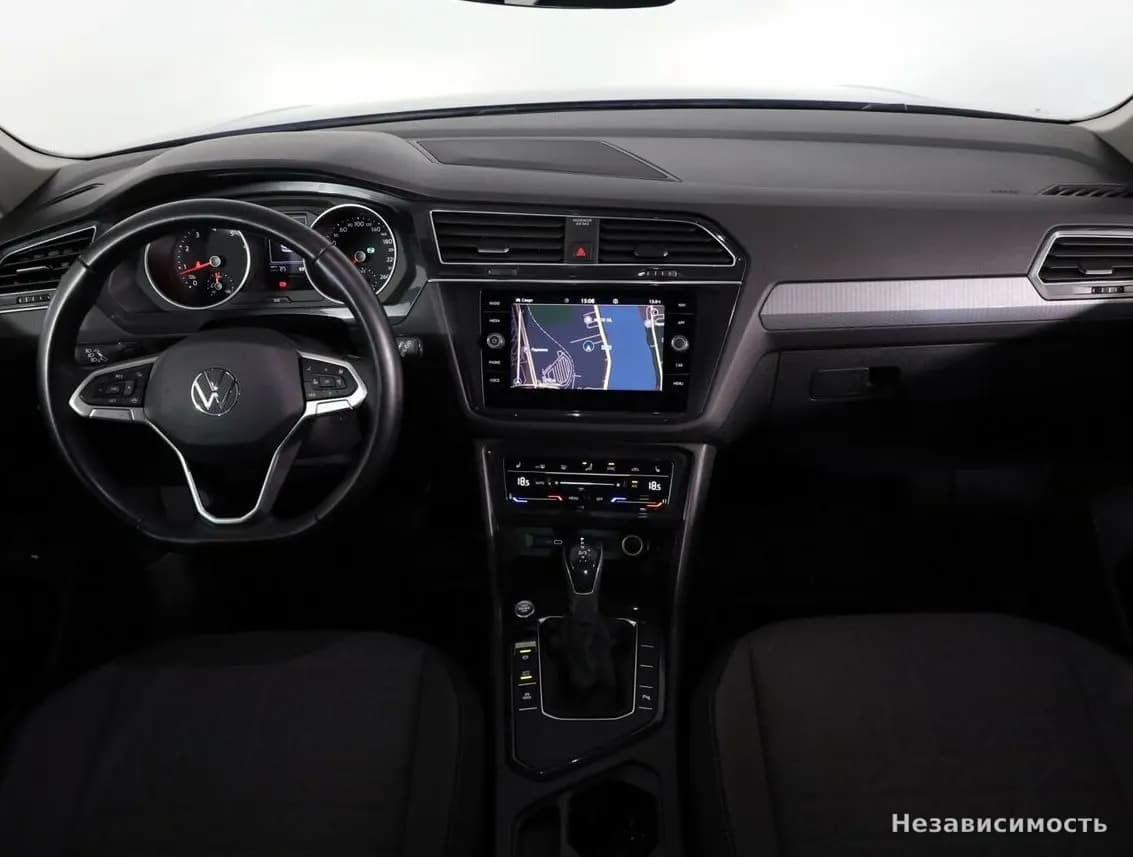 Volkswagen Tiguan 2021 с пробегом — фото 9