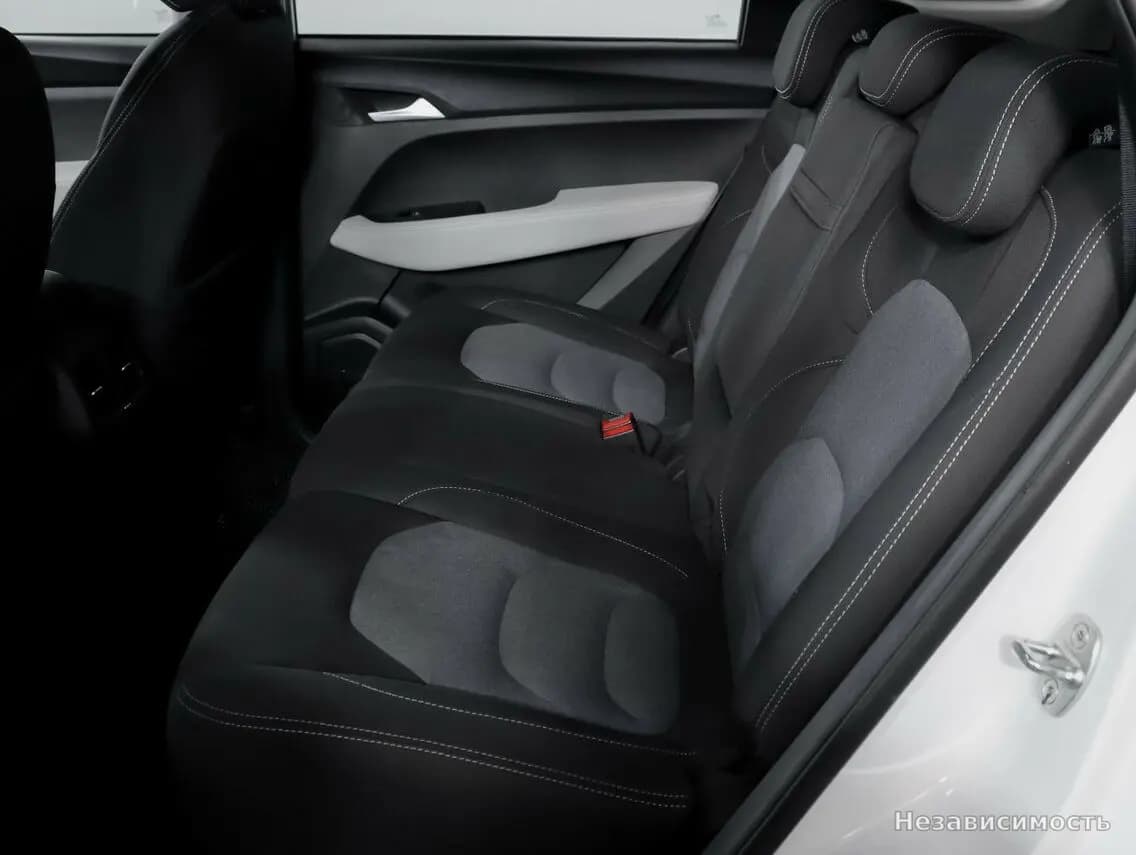 Chevrolet Captiva 2021 с пробегом — фото 10