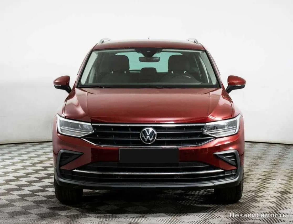 Volkswagen Tiguan 2021 с пробегом — фото 2