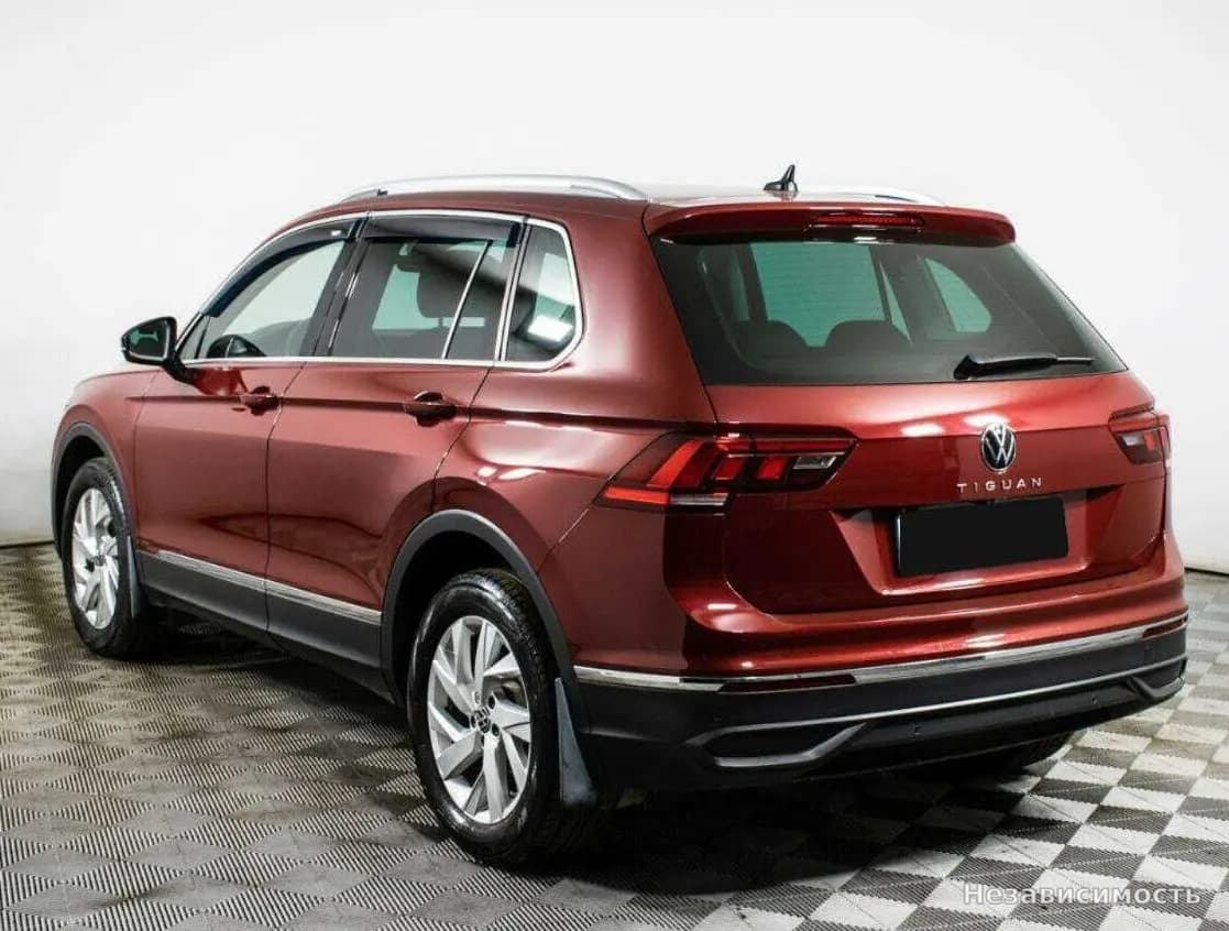 Volkswagen Tiguan 2021 с пробегом — фото 7