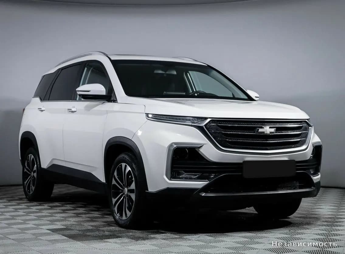 Chevrolet Captiva 2022 с пробегом — фото 3