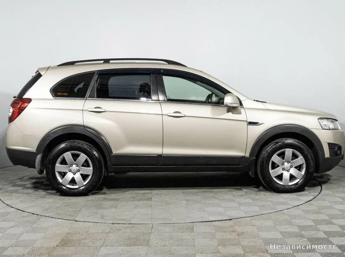 Chevrolet Captiva 2012 с пробегом — фото 4