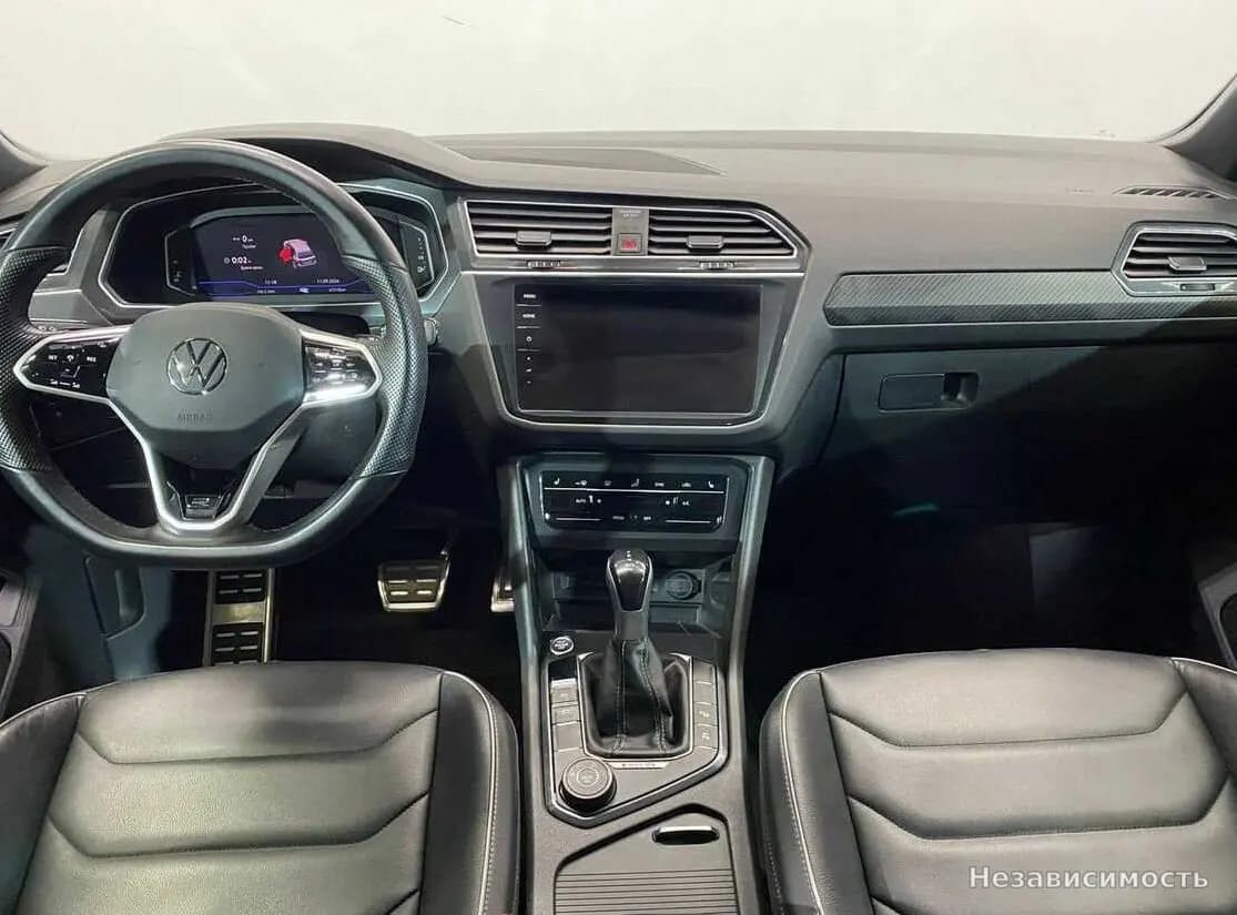 Volkswagen Tiguan 2021 с пробегом — фото 9
