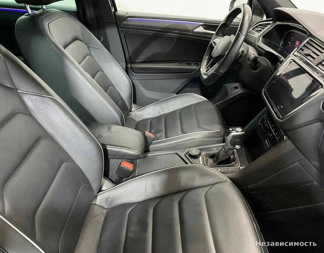 Volkswagen Tiguan 2021 с пробегом — фото 10