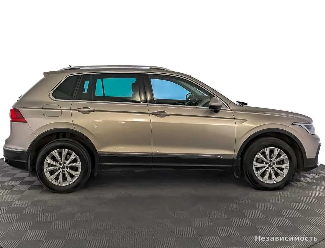 Volkswagen Tiguan 2021 с пробегом — фото 4
