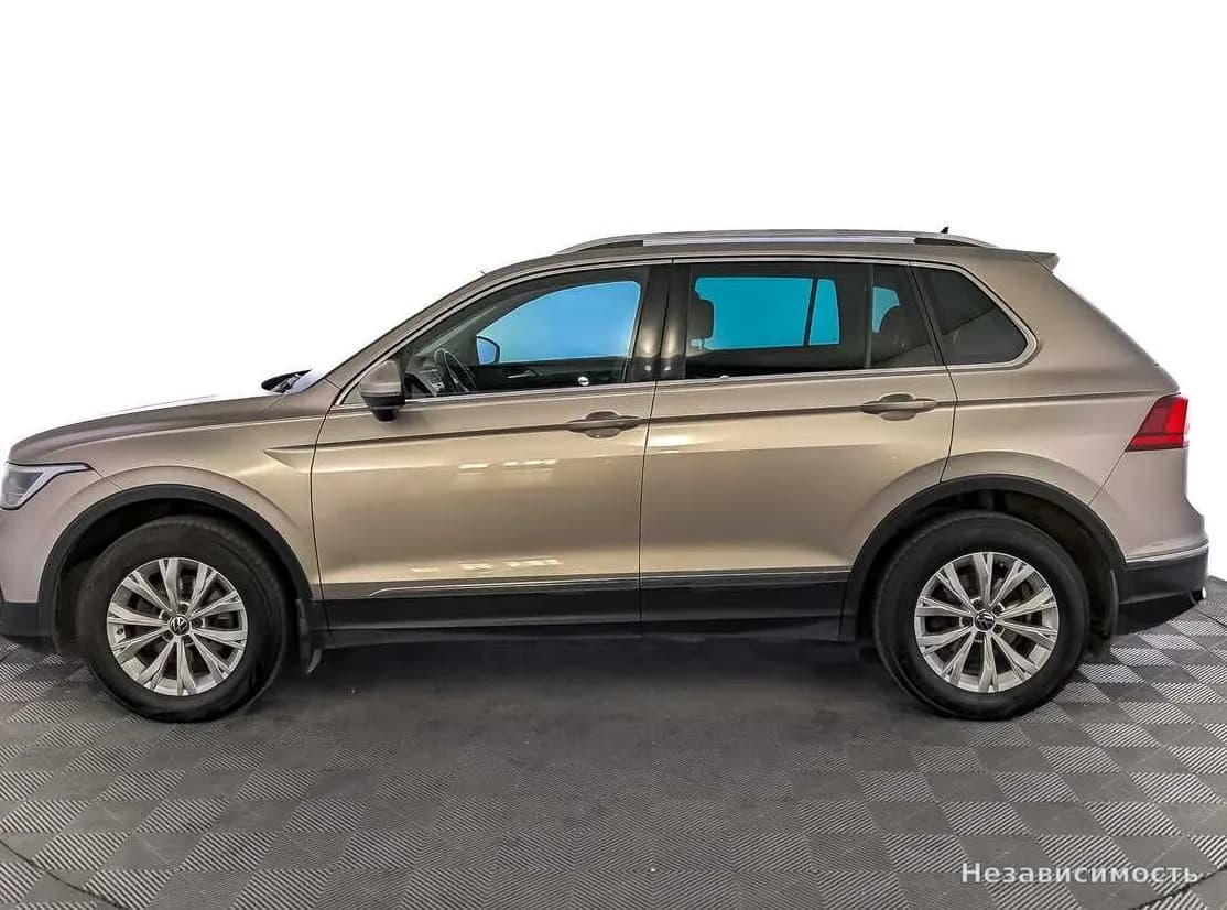 Volkswagen Tiguan 2021 с пробегом — фото 8