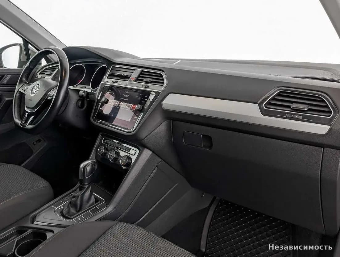 Volkswagen Tiguan 2020 с пробегом — фото 9