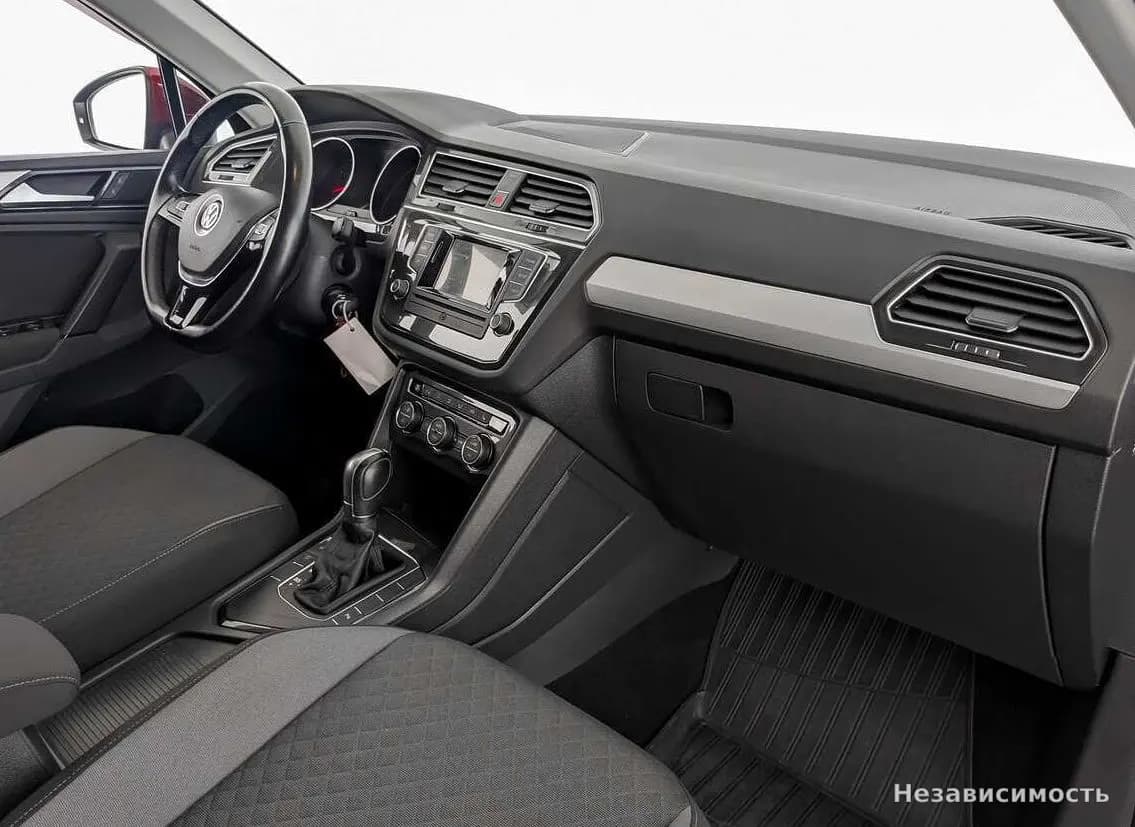 Volkswagen Tiguan 2017 с пробегом — фото 9