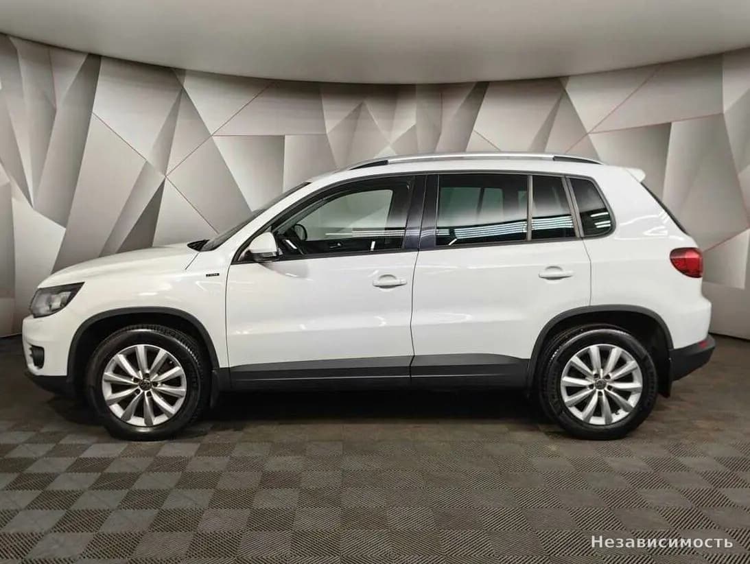 Volkswagen Tiguan 2016 с пробегом — фото 5