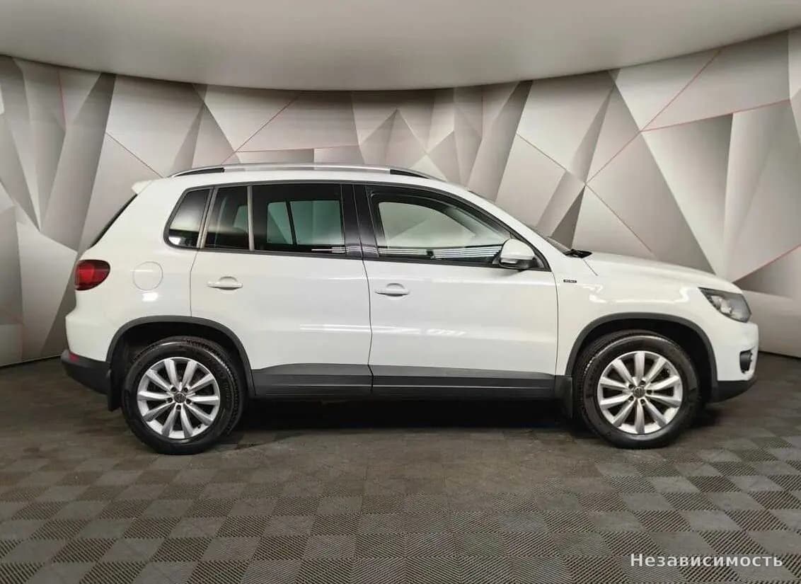Volkswagen Tiguan 2016 с пробегом — фото 6