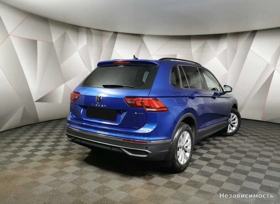 Volkswagen Tiguan 2021 с пробегом — фото 2