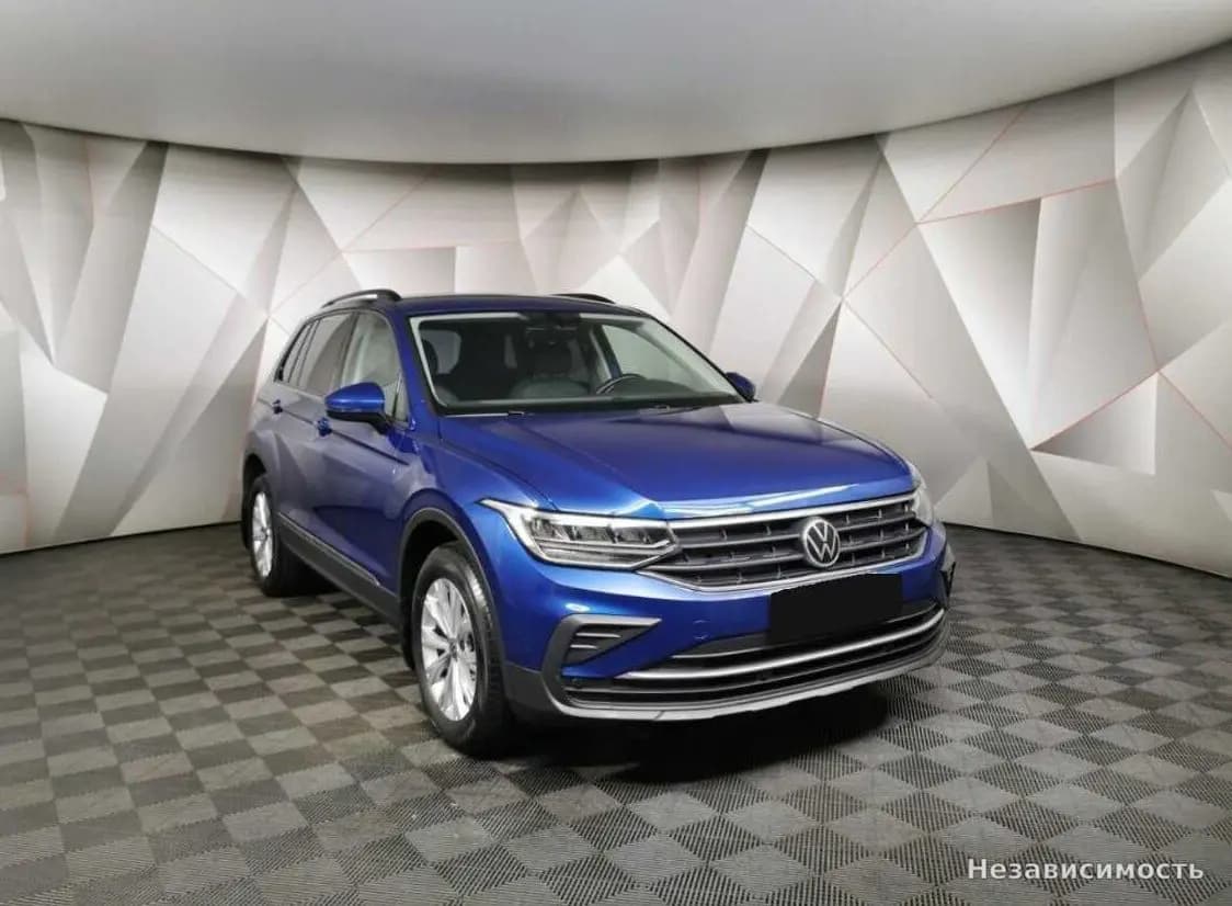 Volkswagen Tiguan 2021 с пробегом — фото 3
