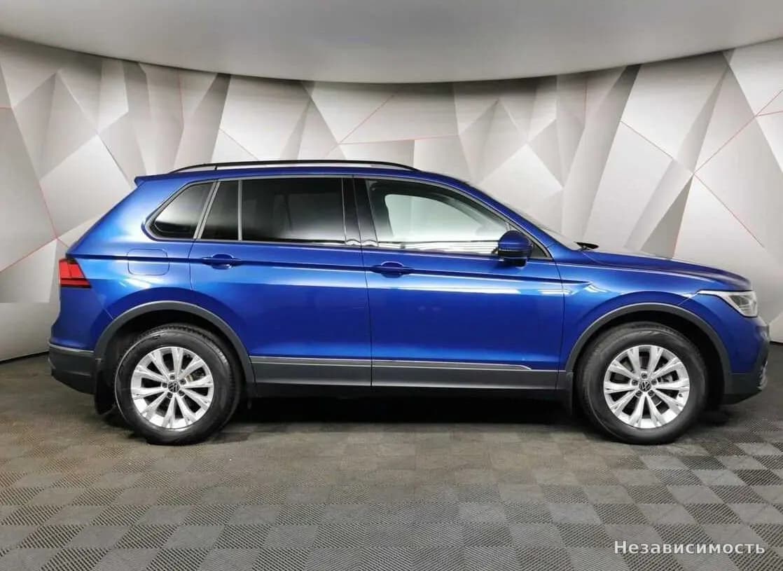 Volkswagen Tiguan 2021 с пробегом — фото 6