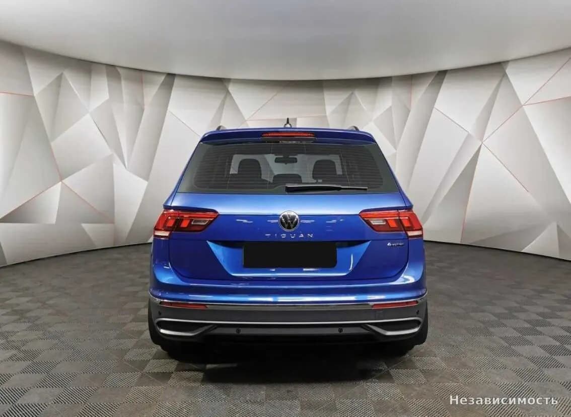 Volkswagen Tiguan 2021 с пробегом — фото 8