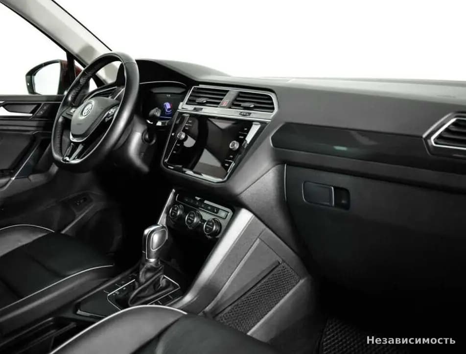 Volkswagen Tiguan 2018 с пробегом — фото 9