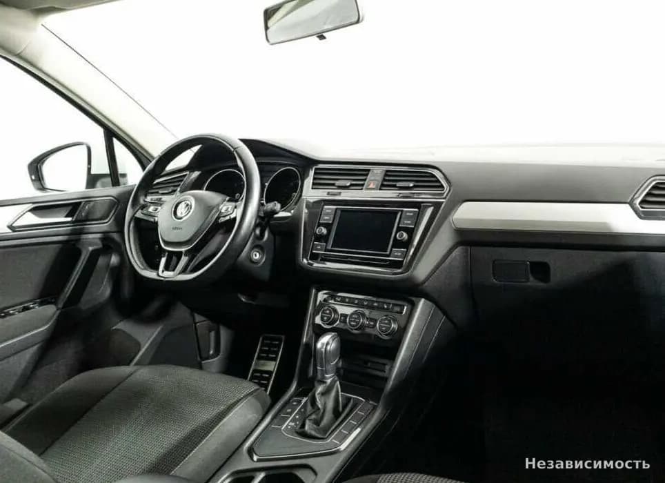 Volkswagen Tiguan 2018 с пробегом — фото 9