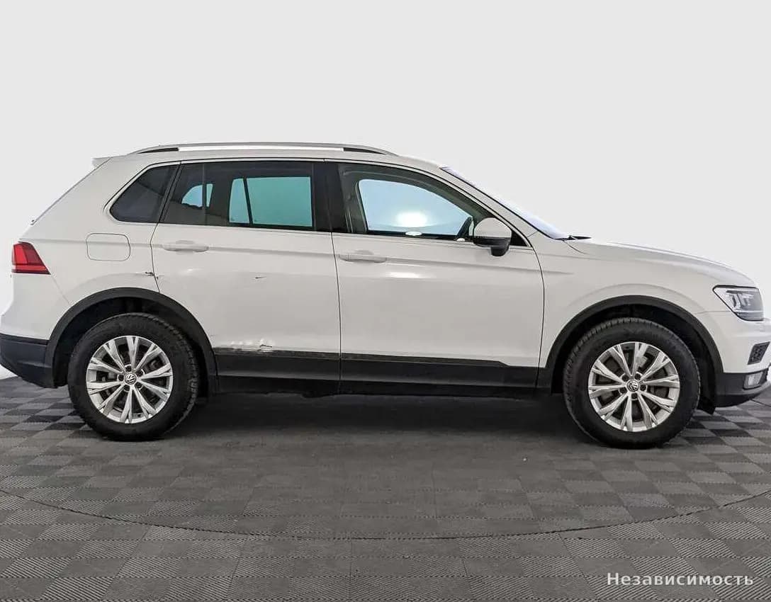 Volkswagen Tiguan 2018 с пробегом — фото 4