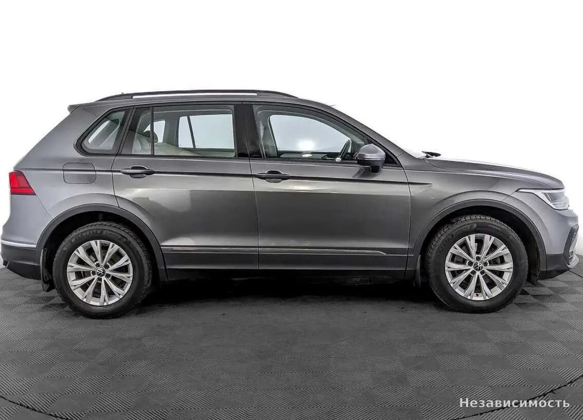 Volkswagen Tiguan 2021 с пробегом — фото 4