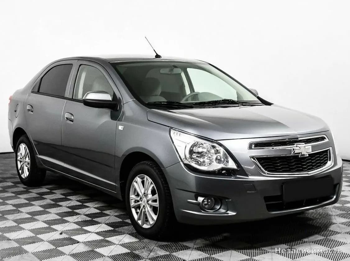 Chevrolet Cobalt 2023 с пробегом — фото 3