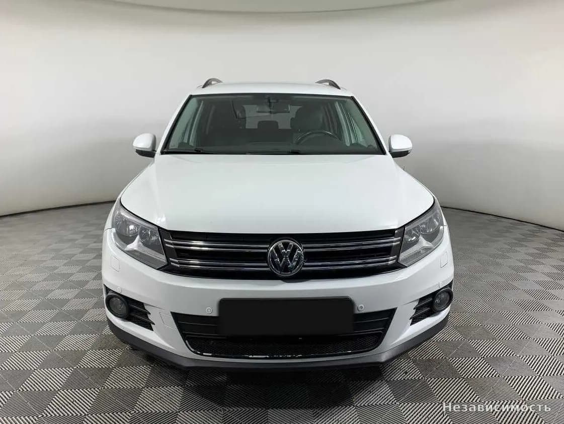 Volkswagen Tiguan 2015 с пробегом — фото 2