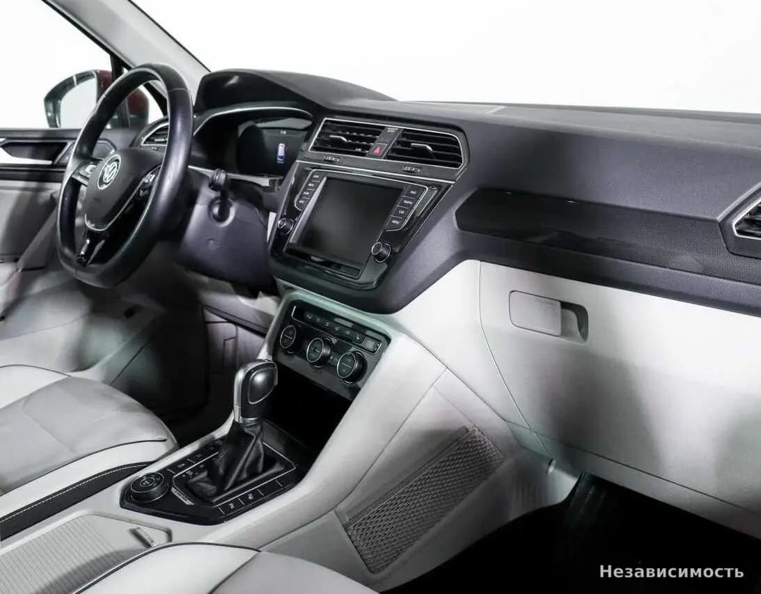 Volkswagen Tiguan 2016 с пробегом — фото 6