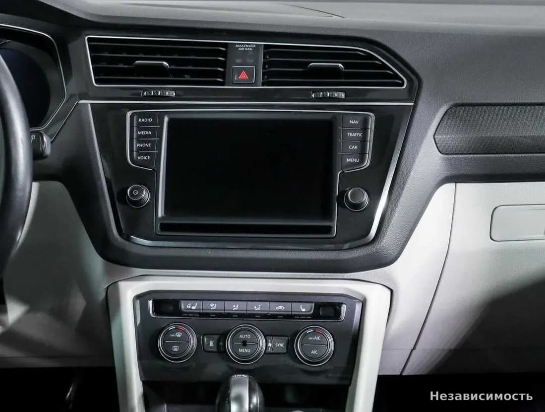 Volkswagen Tiguan 2016 с пробегом — фото 10