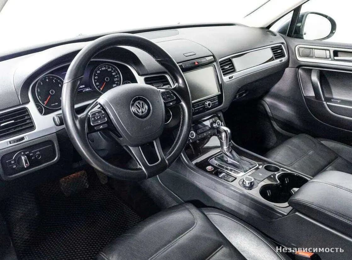 Volkswagen Touareg 2012 с пробегом — фото 9