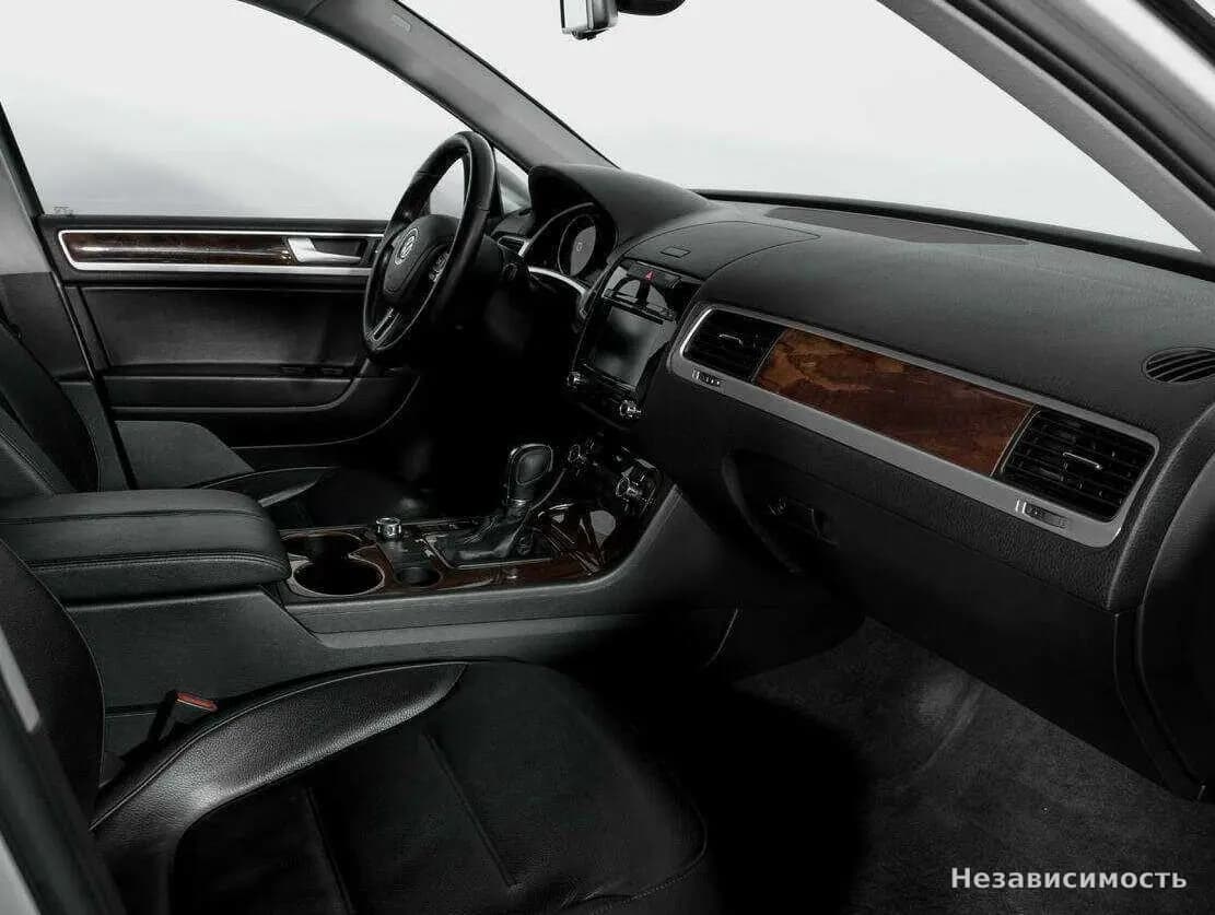 Volkswagen Touareg 2012 с пробегом — фото 9