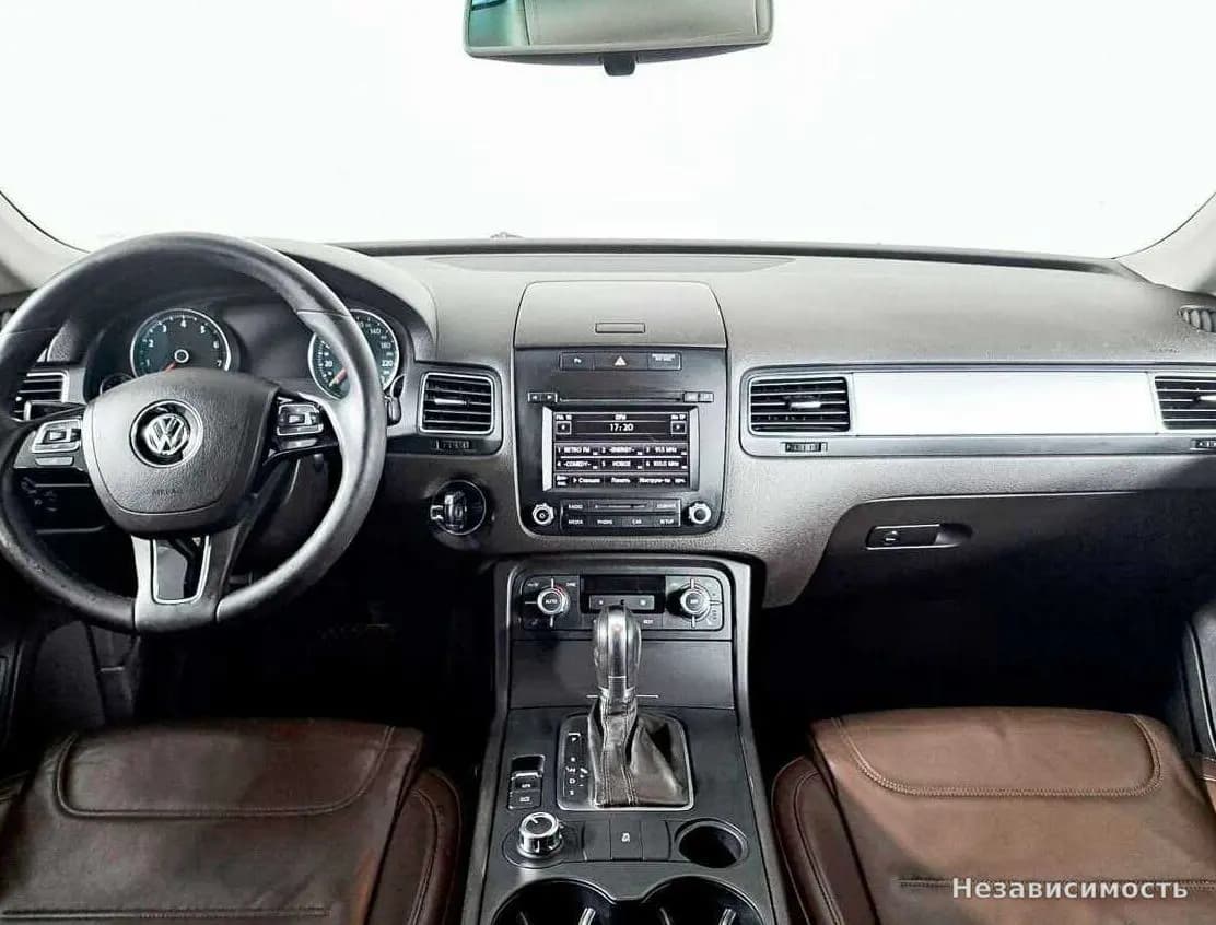 Volkswagen Touareg 2012 с пробегом — фото 10