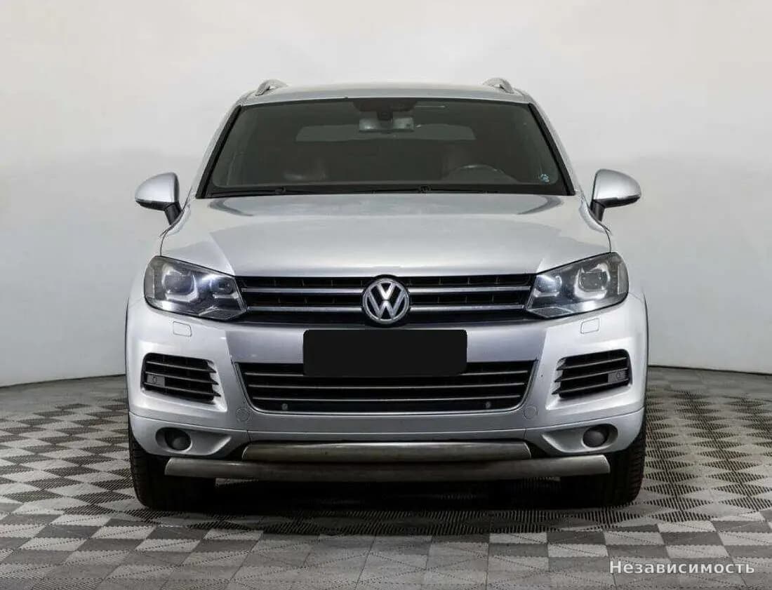 Volkswagen Touareg 2012 с пробегом — фото 2
