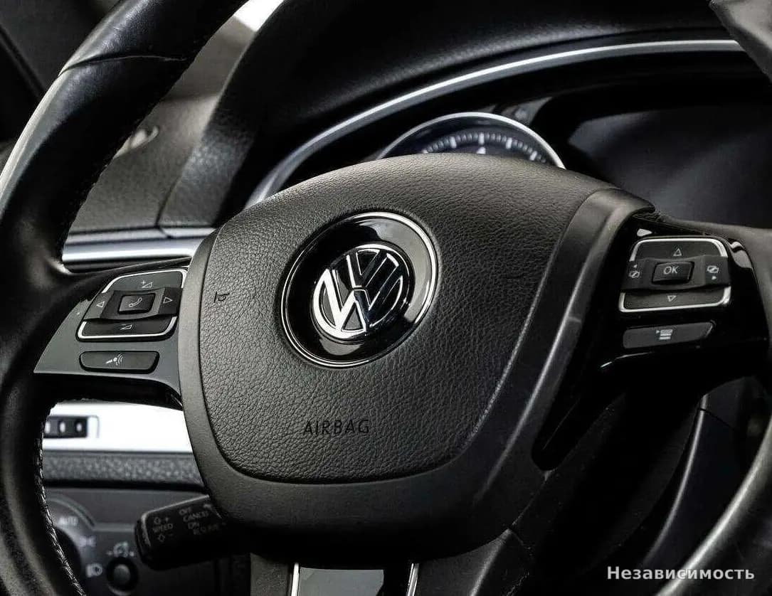 Volkswagen Touareg 2012 с пробегом — фото 10