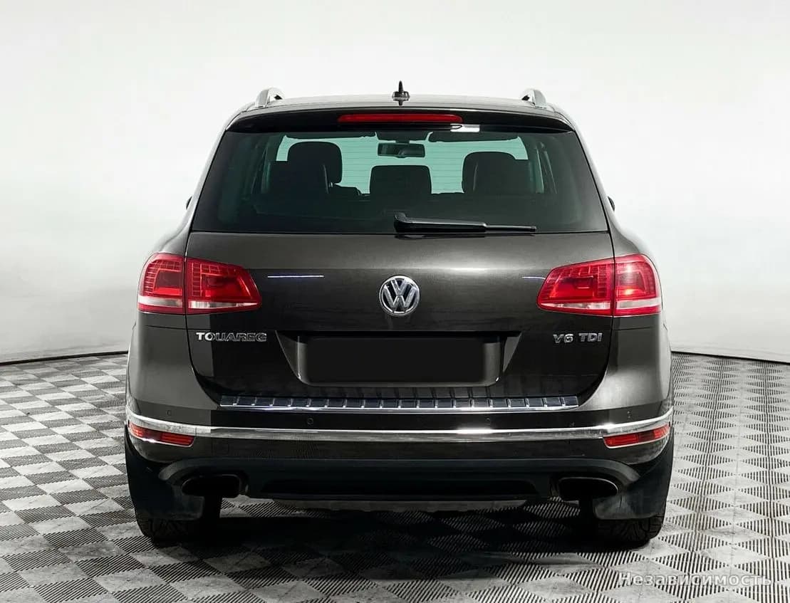 Volkswagen Touareg 2015 с пробегом — фото 5