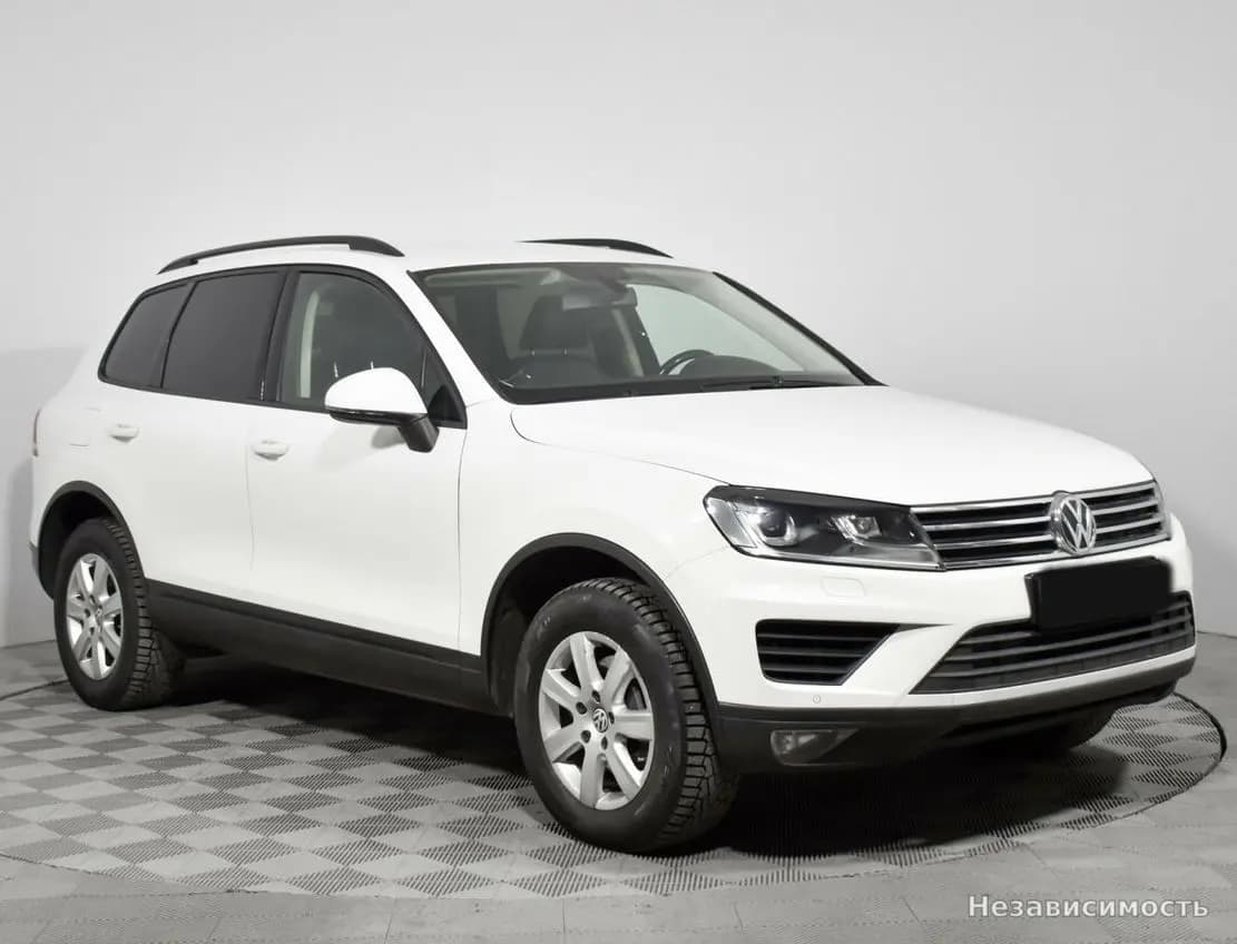 Volkswagen Touareg 2015 с пробегом — фото 3