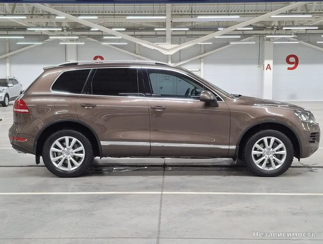 Volkswagen Touareg 2013 с пробегом — фото 4
